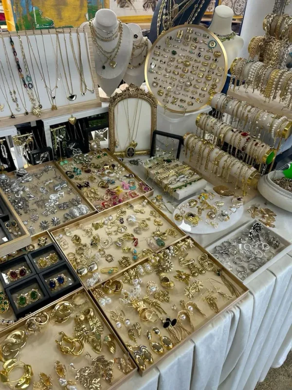 Mystery Jewelry Surprise Box – Rings, Necklaces, Earrings & Bracelets - Image 4